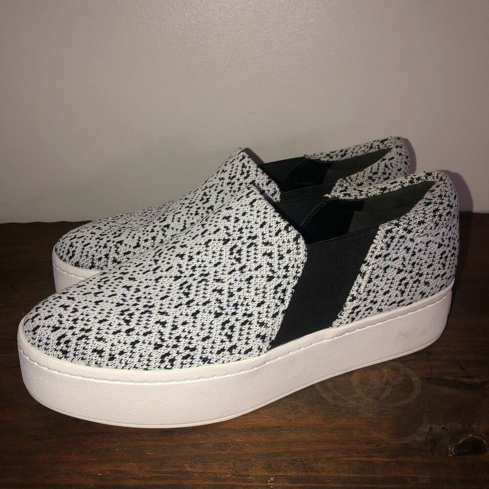 New Vince Shoes flats black white shoes 7.5 Slip-on $225